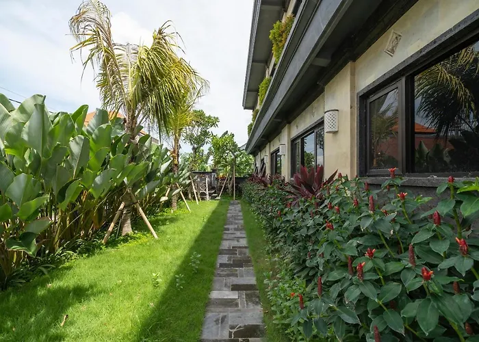Oyo 2204 Griya Hita Hotel
